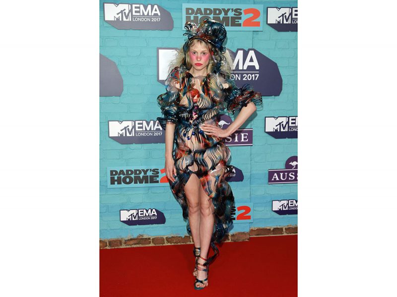 _Petite-Meller-mtv-ema