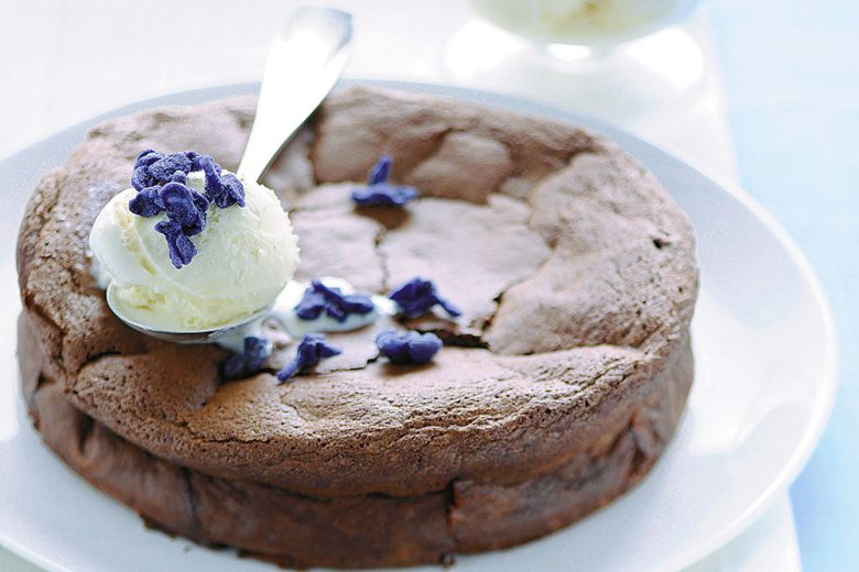 Torta di castagne e cioccolato