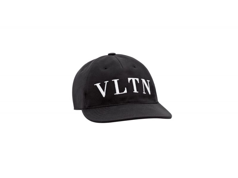 Valentino-Garavani–VLTN-Baseball-Cap-(1)