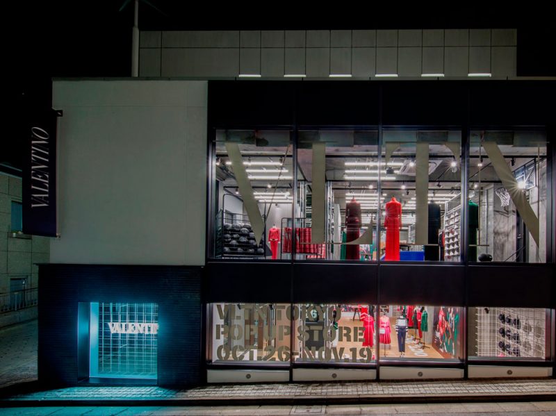 Valentino-tokyo-Pop-Up-Store