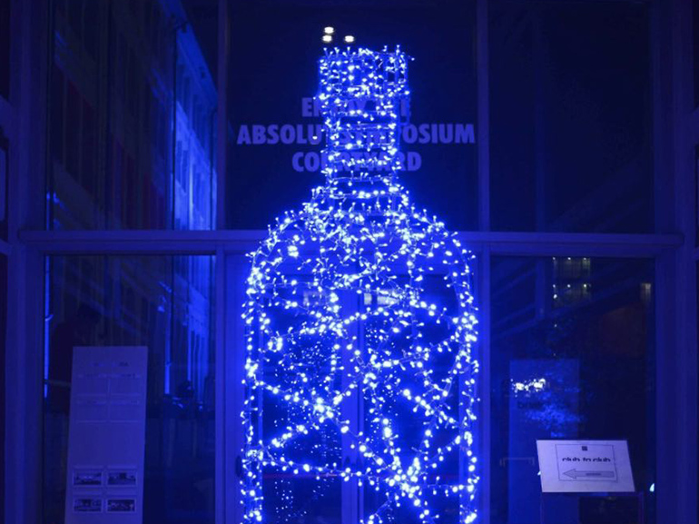 absolut night milano