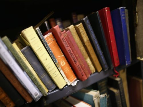 Idee Regalo Natale Mamma E Papa.Dieci Libri Da Regalare A Mamma E Papa Questo Natale Grazia It