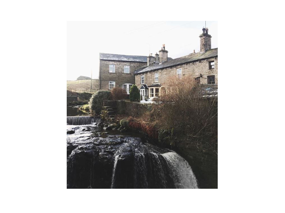 COTSWOLDS1
