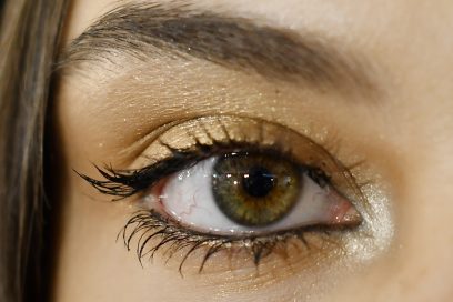 trucco occhi oro