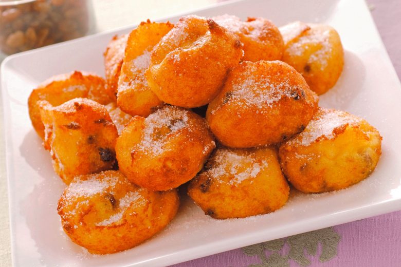 Frittelle dolci con riso e uvetta