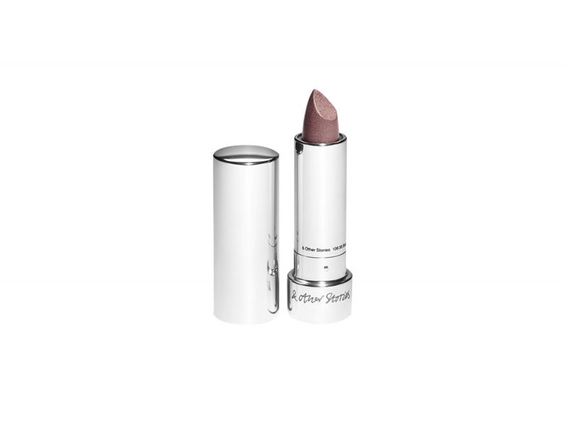 Rossetti-oro-e-bronzo-a-chi-stanno-bene-e-quando-usarli-Other Stories Lipstick Kumo Coco