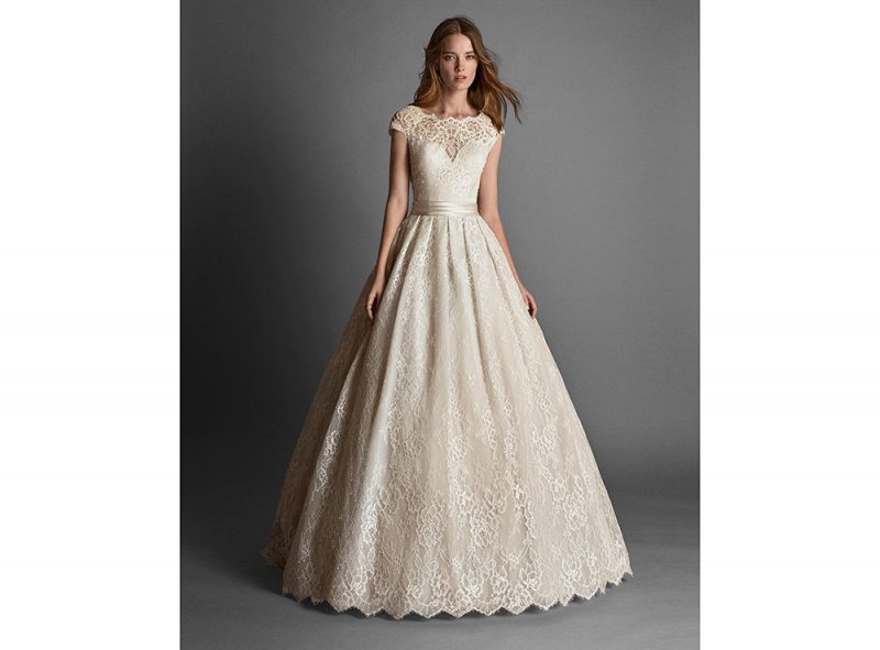 abito-principessa_RIOJA_ALMANOVIAS_1