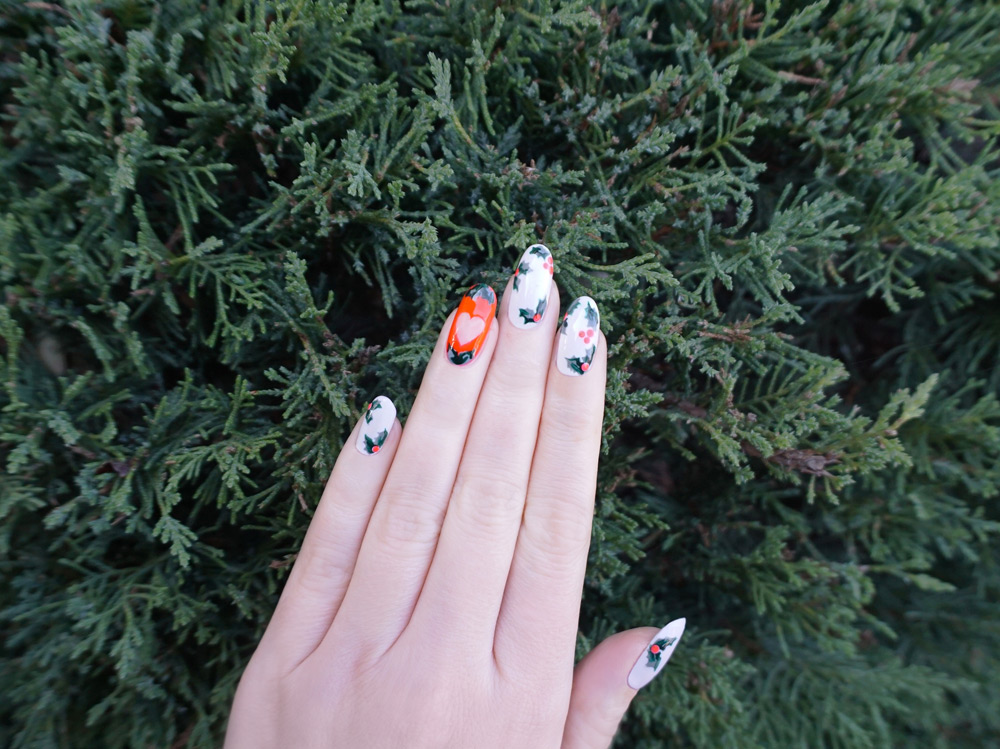 nail-art-natale-vischio