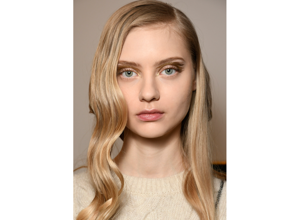 Capelli biondo vaniglia