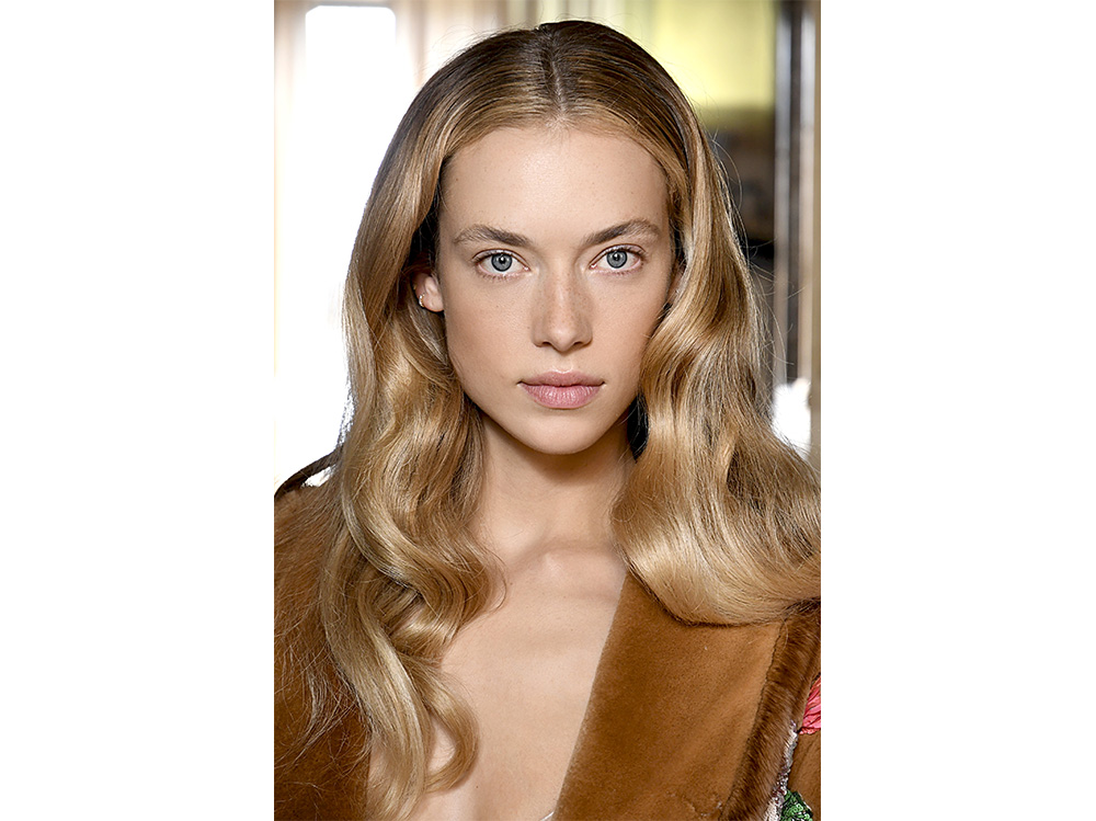 Capelli biondi color miele