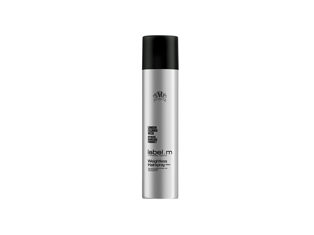 Capelli-come-mantenere-la-riga-laterale-Label M_Can_300ml_Weightless Hairspray-bs-915