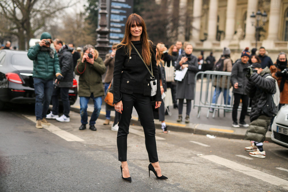 Vestirsi di nero: i consigli per un look \