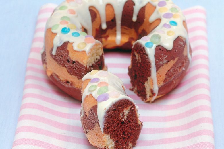 Ciambellone al latte e cioccolato
