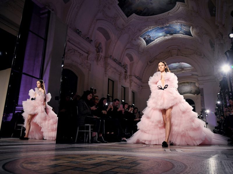 Giambattista-Valli-1-800×599