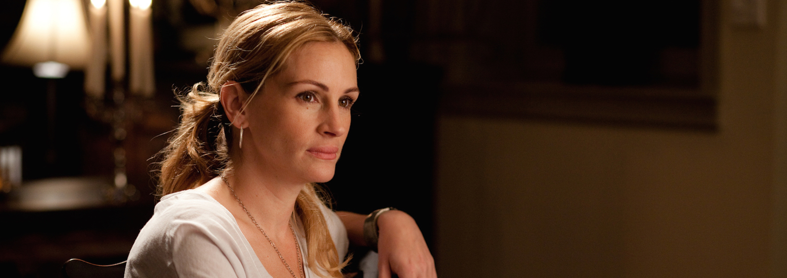 Eat Pray Love  movie image Julia  Roberts