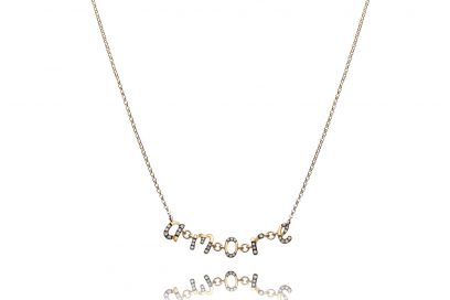 collana-con-lettere-in-oro-18-carati-e-diamanti-Annoushka