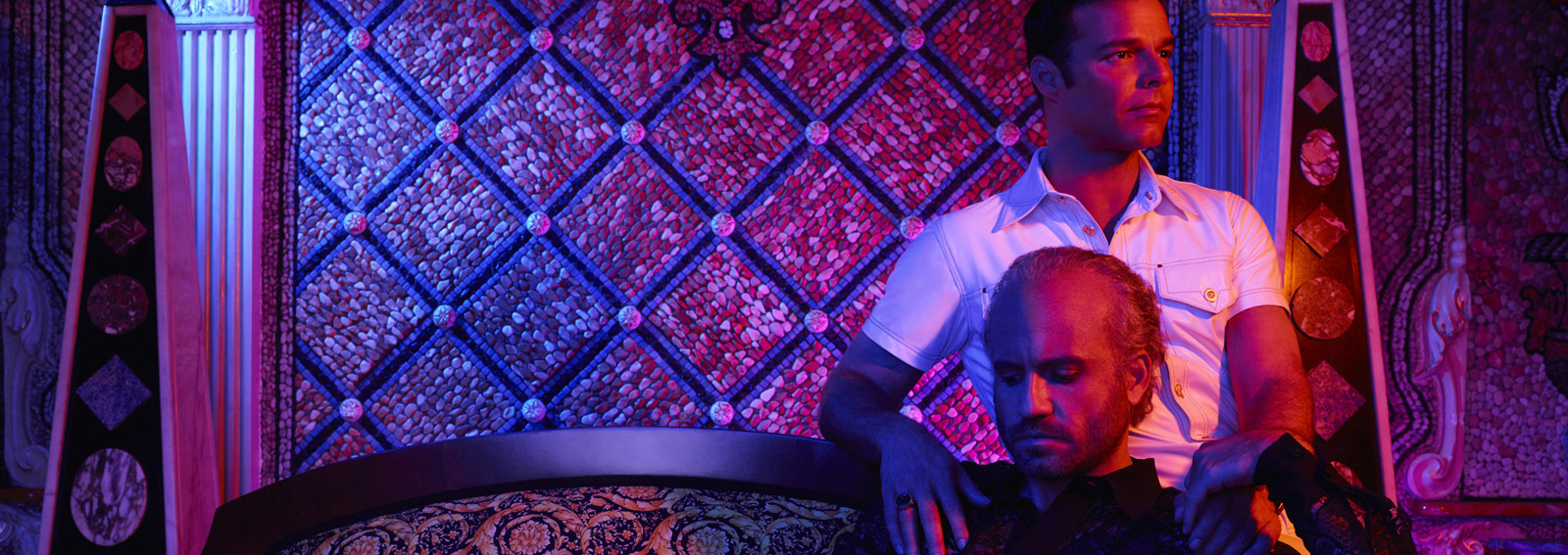 dekstop_serie-Versace