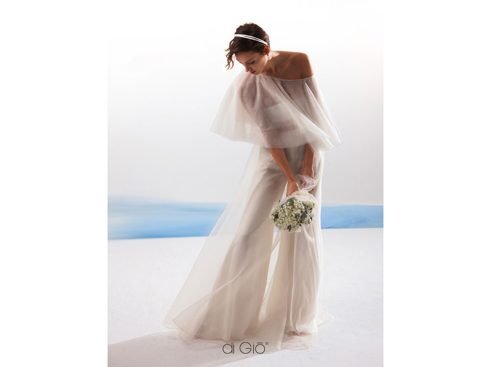 Abiti da sposa con pantaloni 2018: tailleur, completi e jumpsuit
