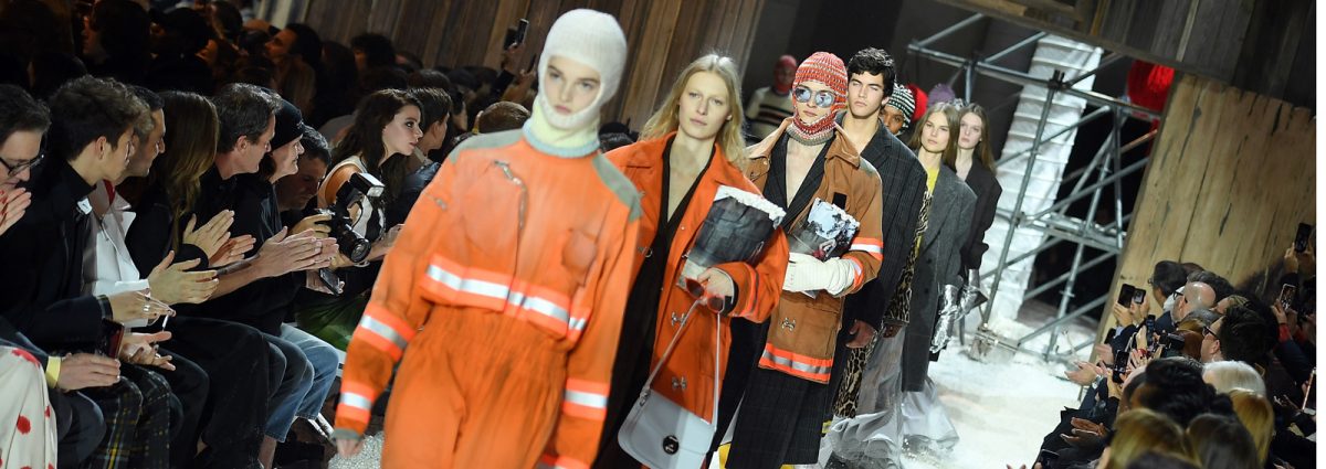 COVER-DEKSTOP-CALVIN-KLEIN