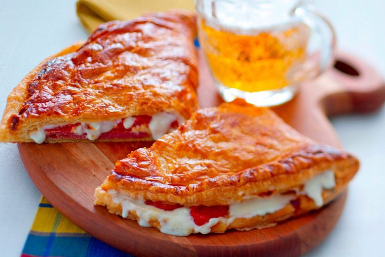 Calzone di pasta sfoglia