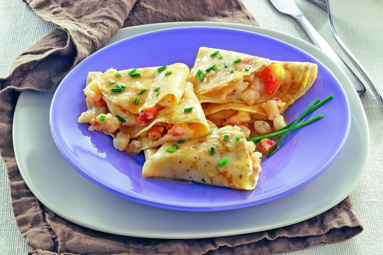 Crepes con gamberi e pesce