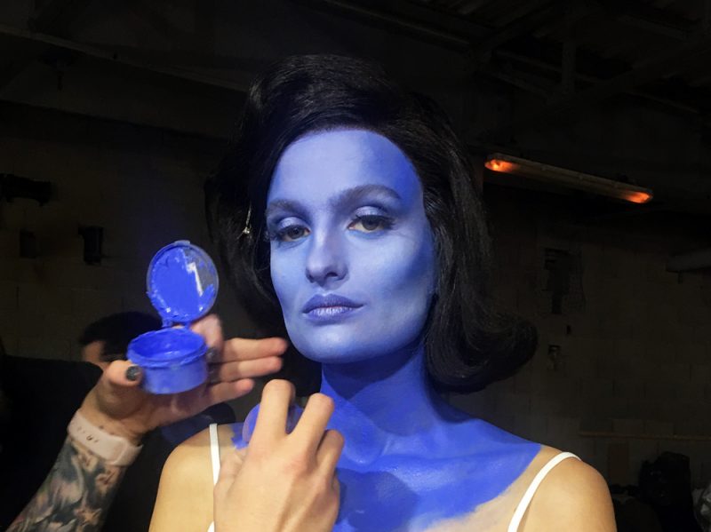 Moschino_FW1819_MakeUp-Alien-6