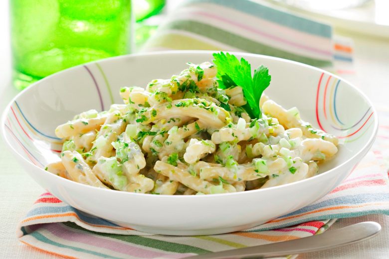 Pasta allo zola con sedano