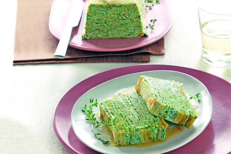 Timballo di crepes di castagne con erbette