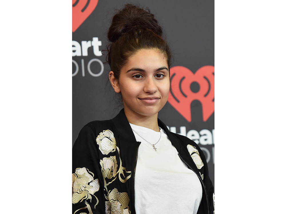 alessia cara beauty look (6)