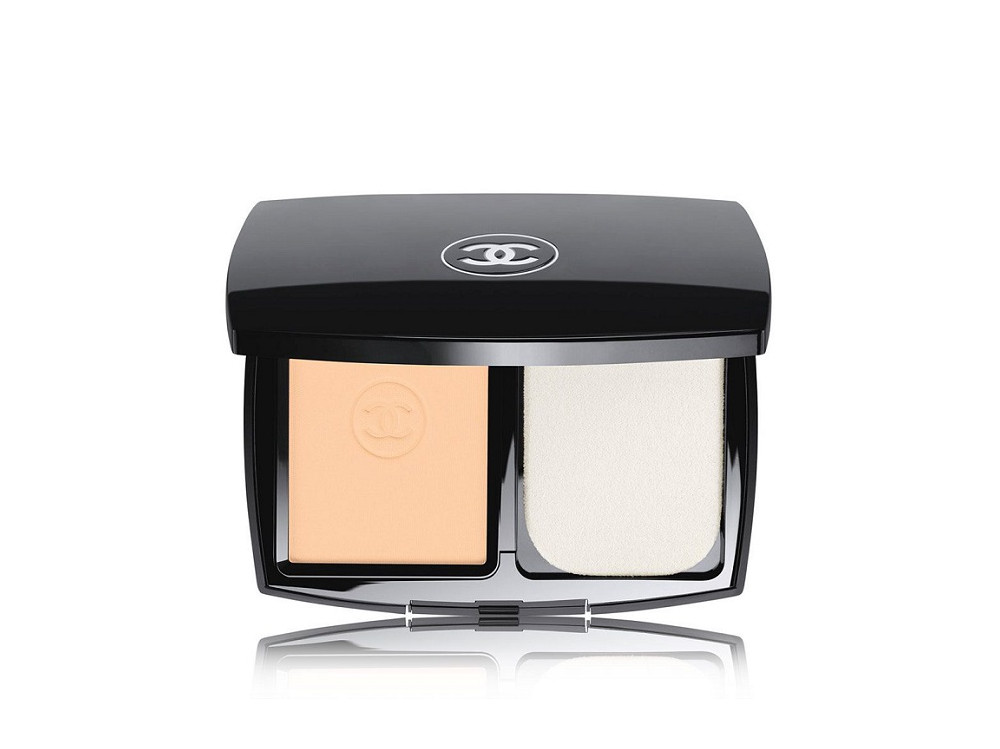 fondotinta-compatto-in-polvere-chanel-le-teint-ultra-compact