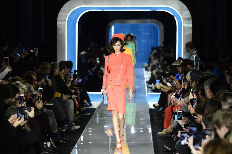 Moschino, il glamour extraterrestre per l’Inverno 2018