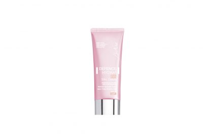 pelle-in-primavera-come-prepararla-alla-nuova-stagione-BioNike_DEFENCE HYDRA5 BB SilkyCream Light 40ml