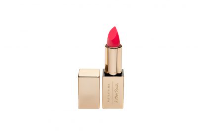 _rossetto-fucsia-come-abbinarlo-e-a-chi-sta-bene-secondo-lesperto-Other Stories_Paris Atelier Make-Up_Lipstick_Rue Peony