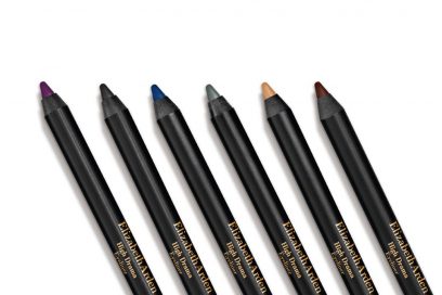 spose-3-idee-make-up-adatte-per-la-primavera-High_Drama_Eyeliner_