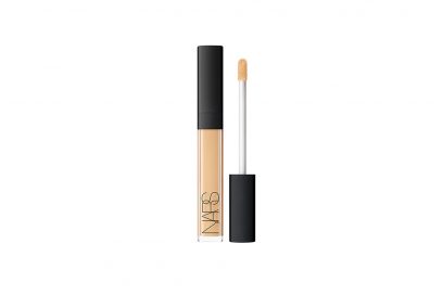 spose-3-idee-make-up-adatte-per-la-primavera-NARS Cafe Con Leche Radiant Creamy Concealer – jpeg