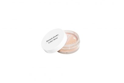 spose-3-idee-make-up-adatte-per-la-primavera-Other Stories_Retouch Powder_Calico Shell
