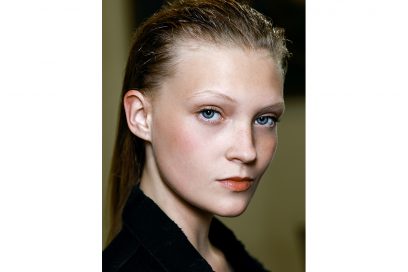 tendenze capelli riga primavera estate 2018 CAPELLI SENZA RIGA (10)