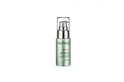 vitamina-c-larma-segreta-per-una-pelle-luminosa-e-compatta-CAUDALIE VINEACTIV GLOWING ACTIVATING ANTI-WRINKLE SERUM2
