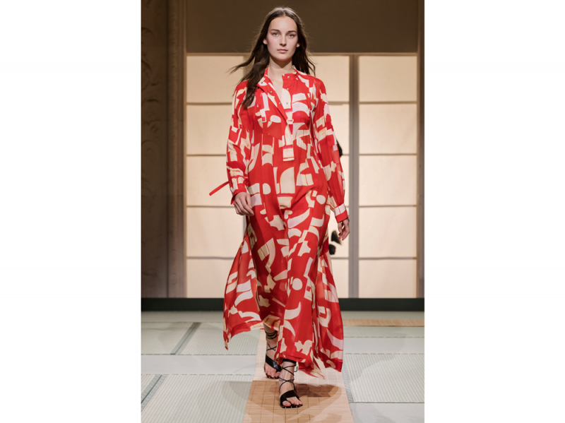 08_hmstudioss18_runway_julia_bergshoeff