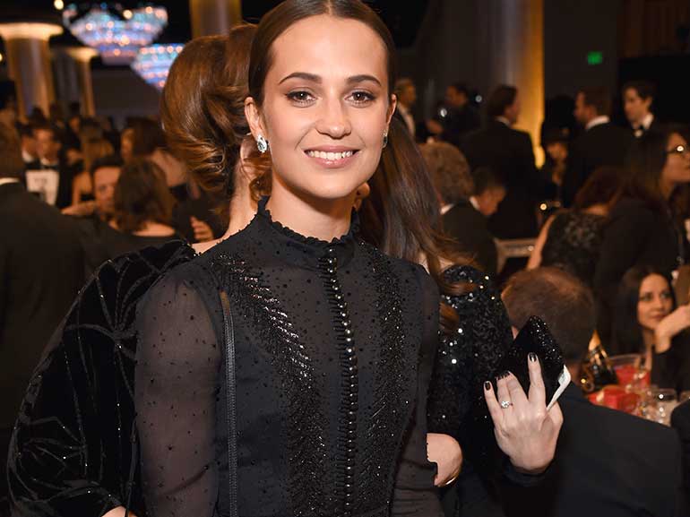Alicia-Vikander-curiosita-vita-privata-marito-Michael-Fassbender-la-nuova-Lara-Croft-Tomb-Raider