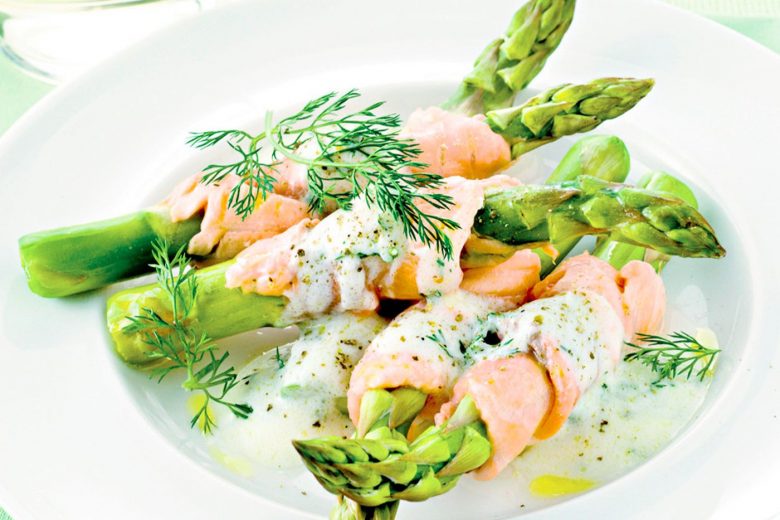 Asparagi e salmone al forno