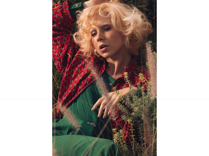 WELLA tendenze frangia riccia e mossa capelli saloni primavera estate 2018 (4)