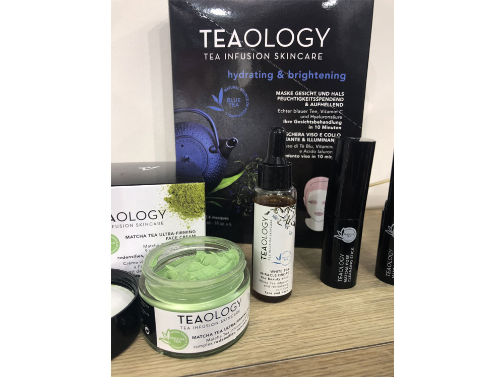 cosmoprof-2018-novita-beauty-make-up-TEAOLOGY-04