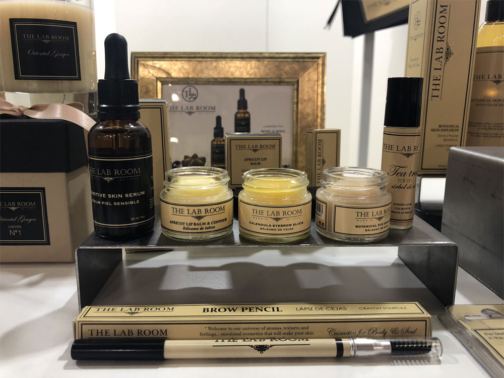 cosmoprof-2018-novita-beauty-make-up-THE-LAB-ROOM-06