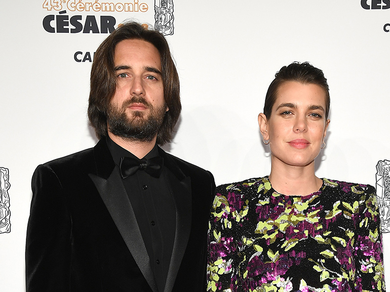 cover charlotte casiraghi dimitri rassam sposi mobile