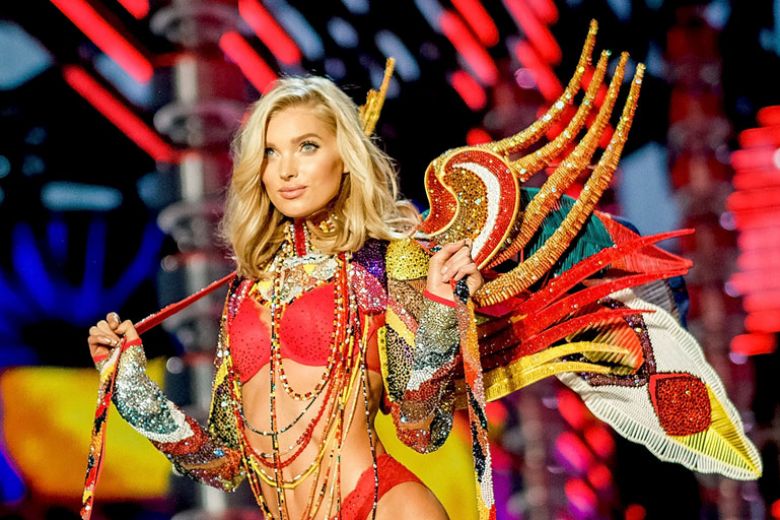 Addominali a casa: 5 esercizi che fanno gli Angeli di Victoria’s Secret (da copiare)
