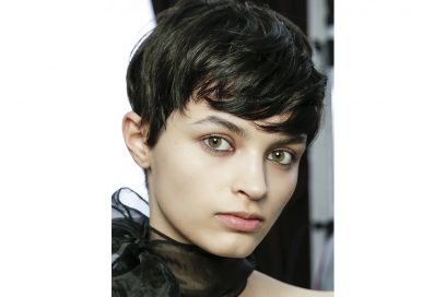 tendenze capelli con la frangia laterale primavera estate 2018 (2)