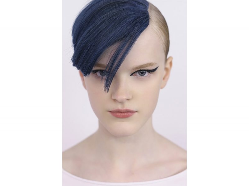 tendenze capelli con la frangia laterale primavera estate 2018 (5)