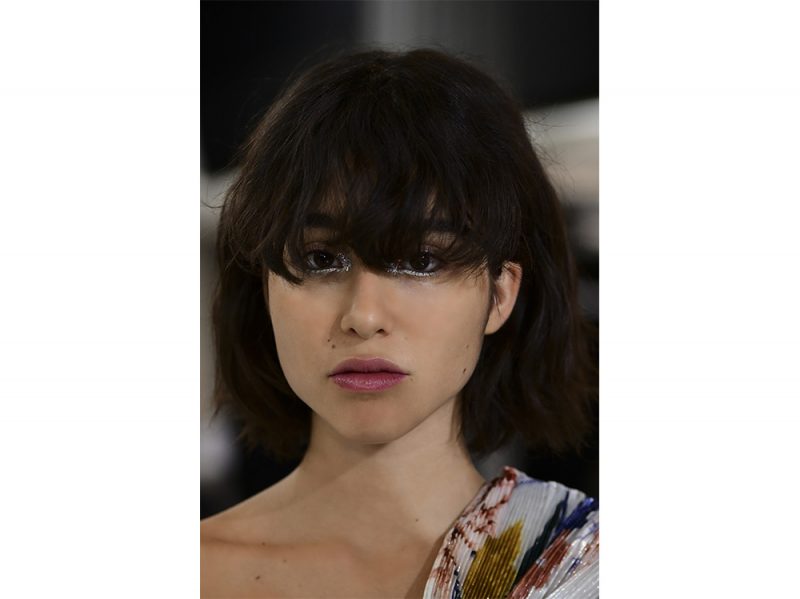 tendenze capelli con la frangia lunga primavera estate 2018 (4)