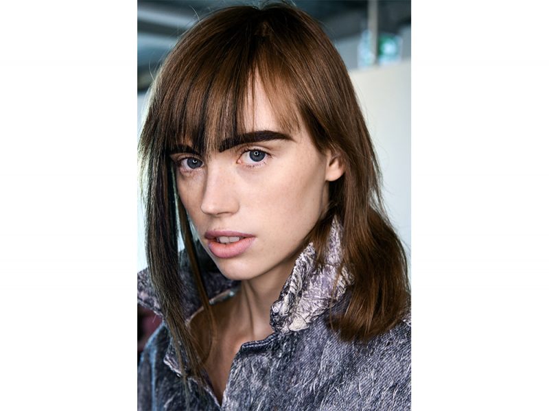 tendenze capelli con la frangia lunga primavera estate 2018 (9)